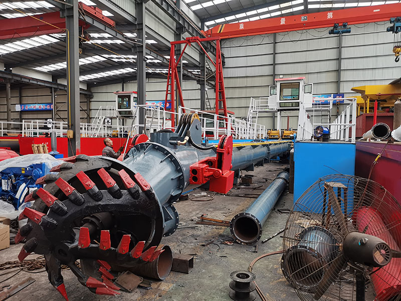 12寸泵哈萨克斯坦全液压绞吸船